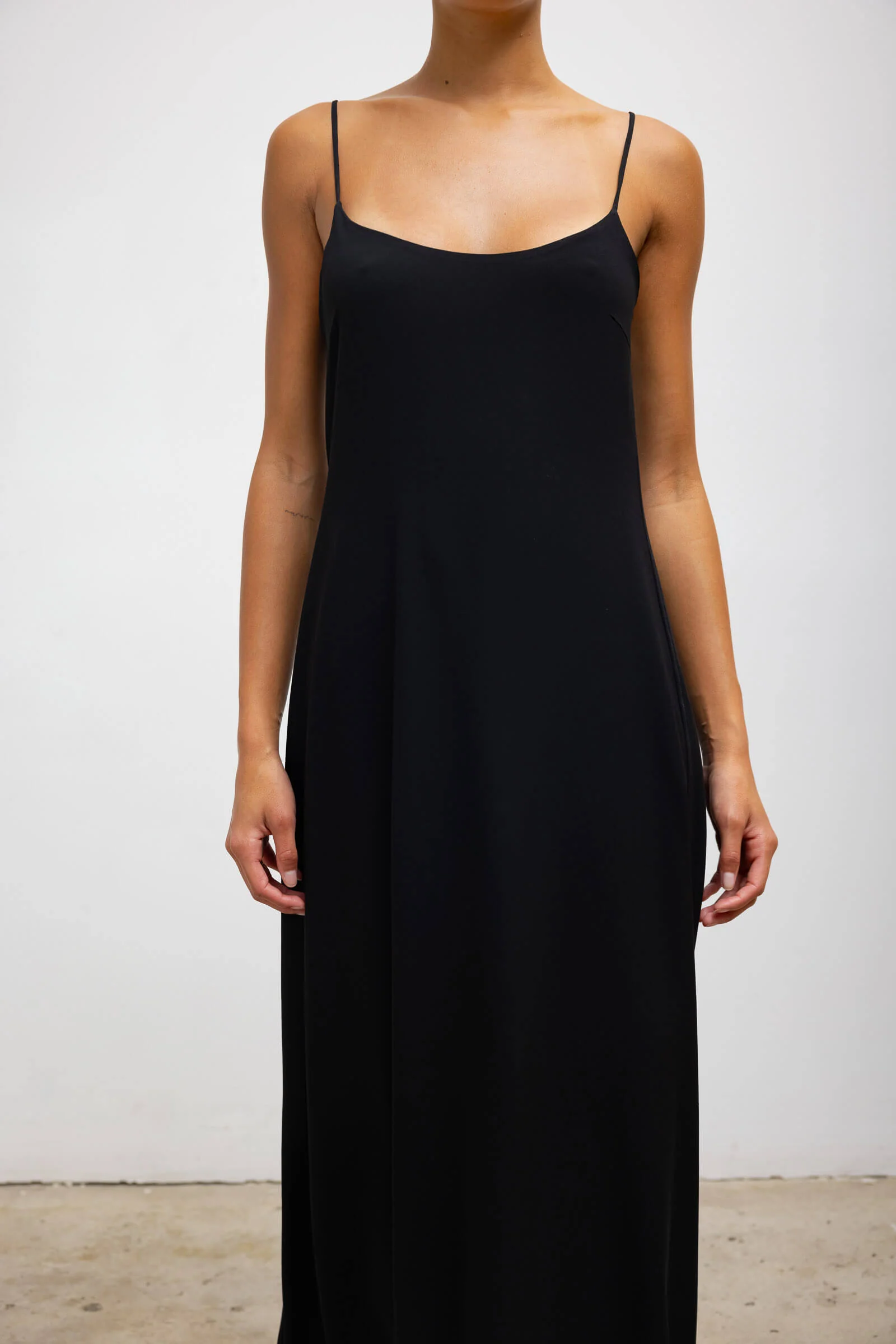 Ari Scoop Neck Maxi Dress - Image 4
