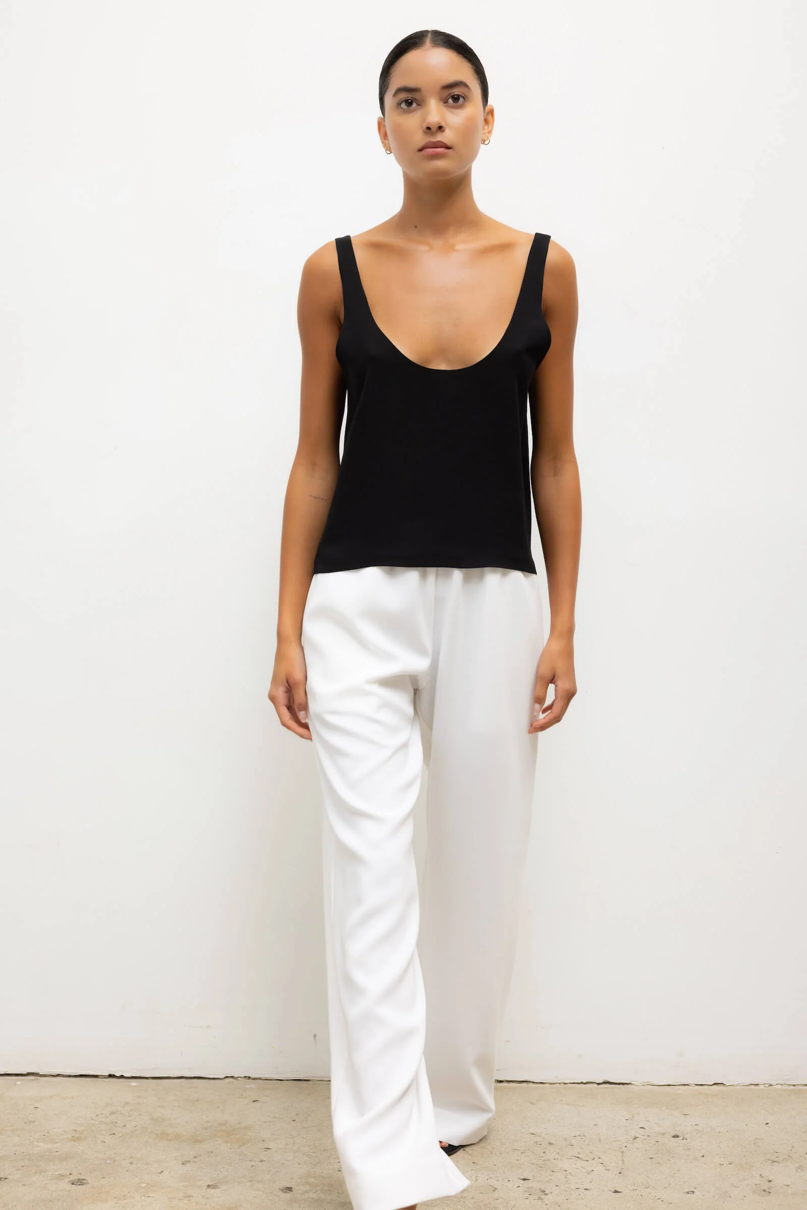 Ari Scoop Tank - Image 4
