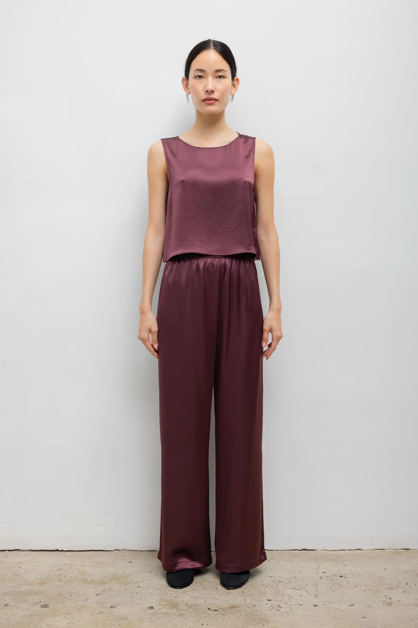 Barb Crop Sleeveless Crew - Image 3