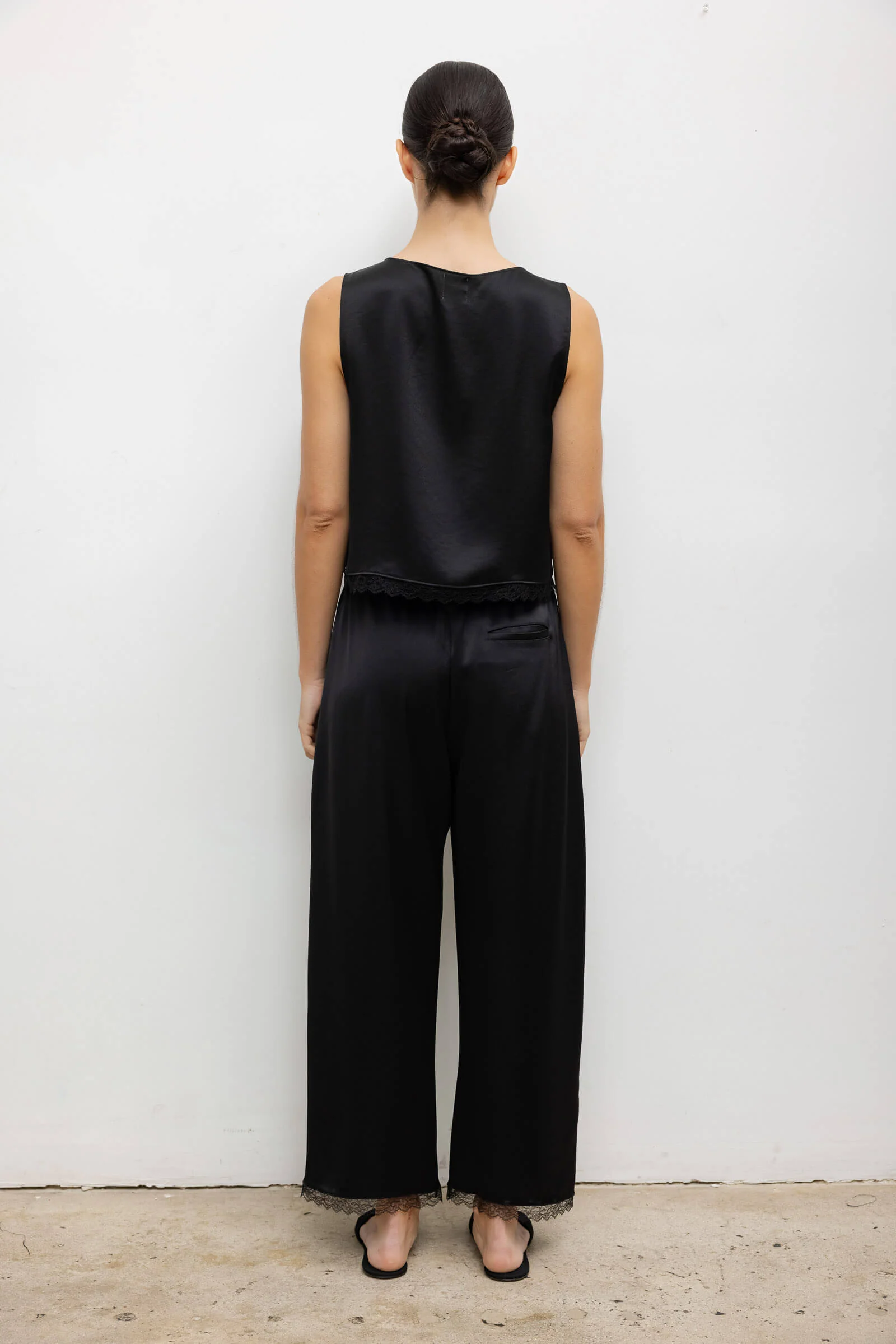 Barb Lace Crop Sleeveless Crew - Image 6