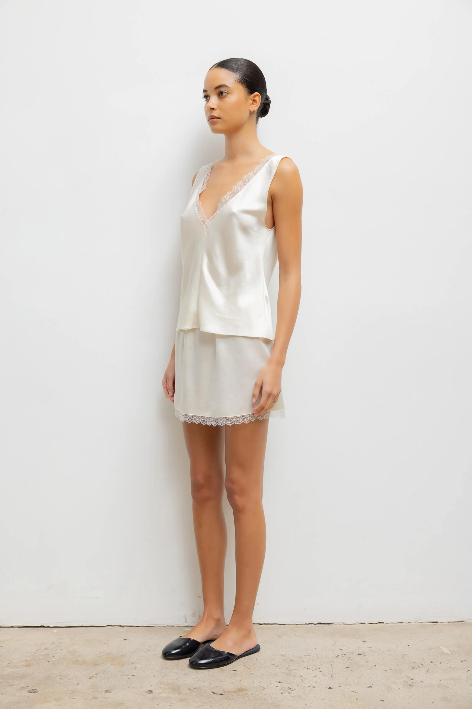 Barb Lace Mini Skirt - Image 5