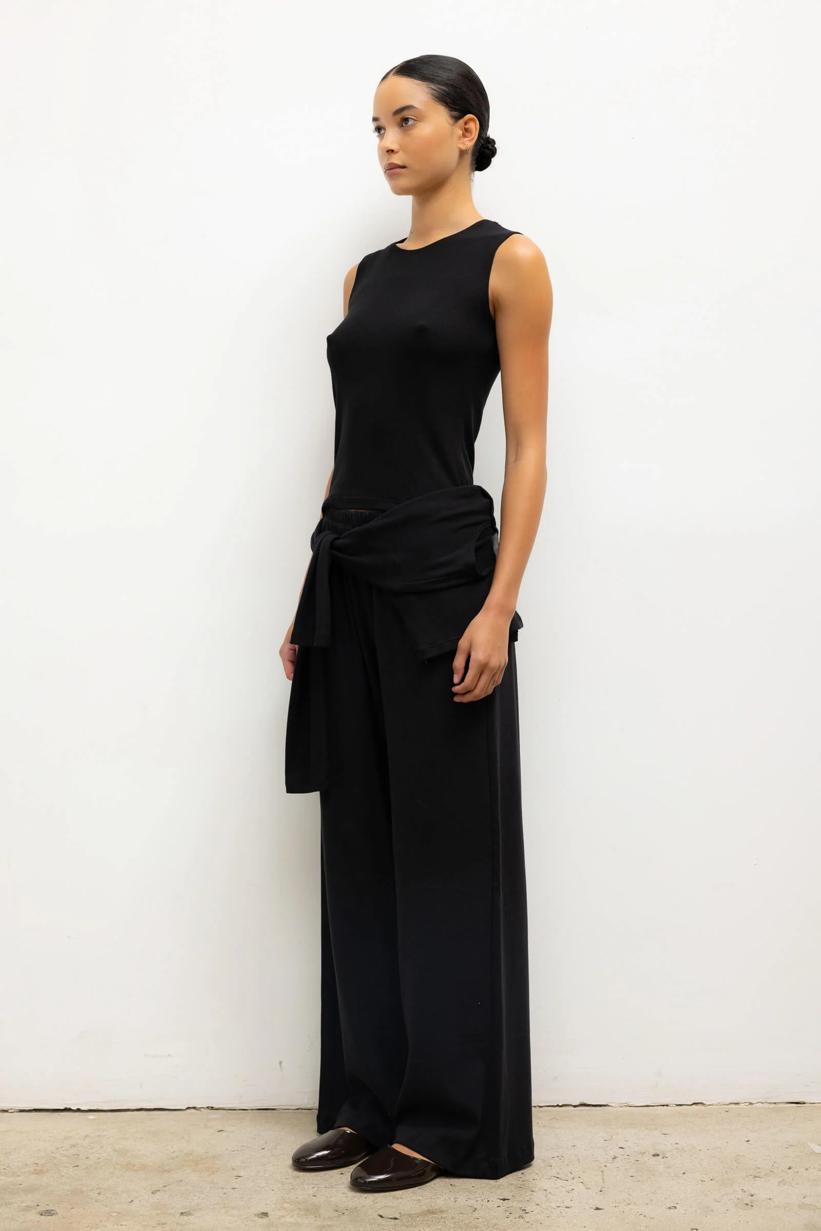 Lauren Sleeveless Crewneck - Image 6